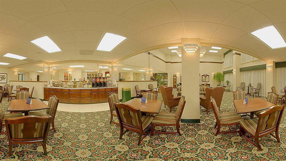Holiday Inn - St. Petersburg West By Ihg Zewnętrze zdjęcie