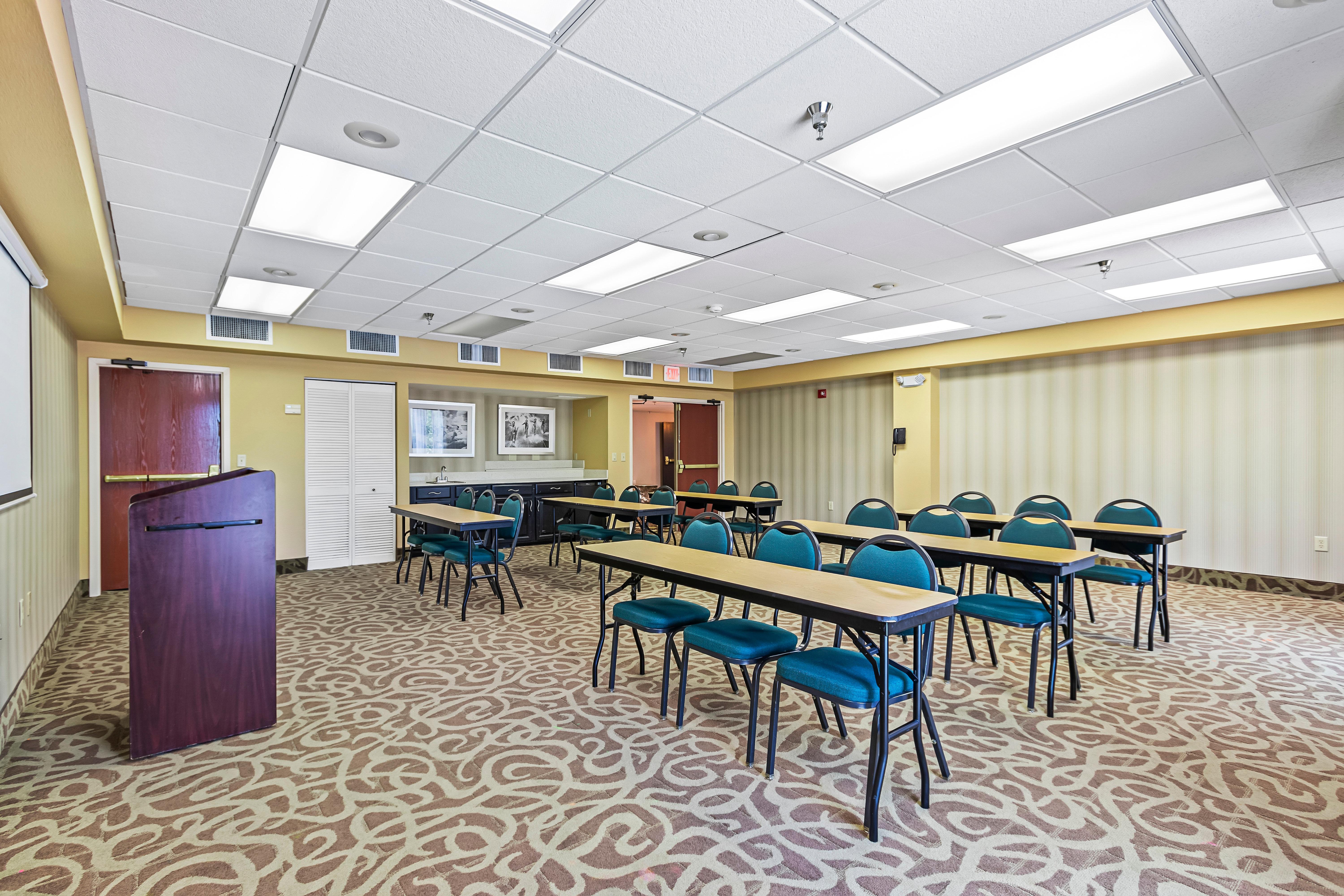 Holiday Inn - St. Petersburg West By Ihg Zewnętrze zdjęcie