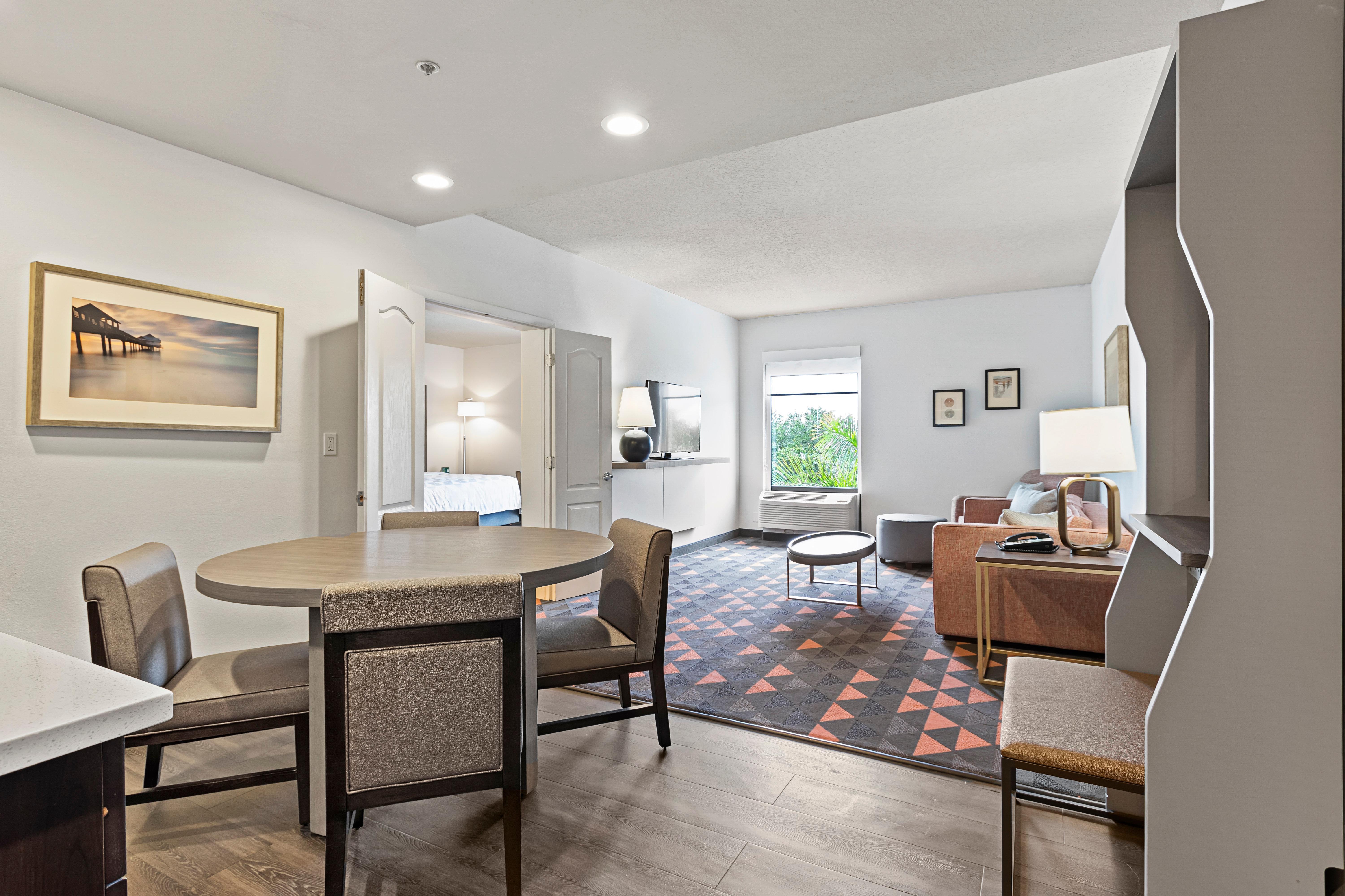Holiday Inn - St. Petersburg West By Ihg Zewnętrze zdjęcie