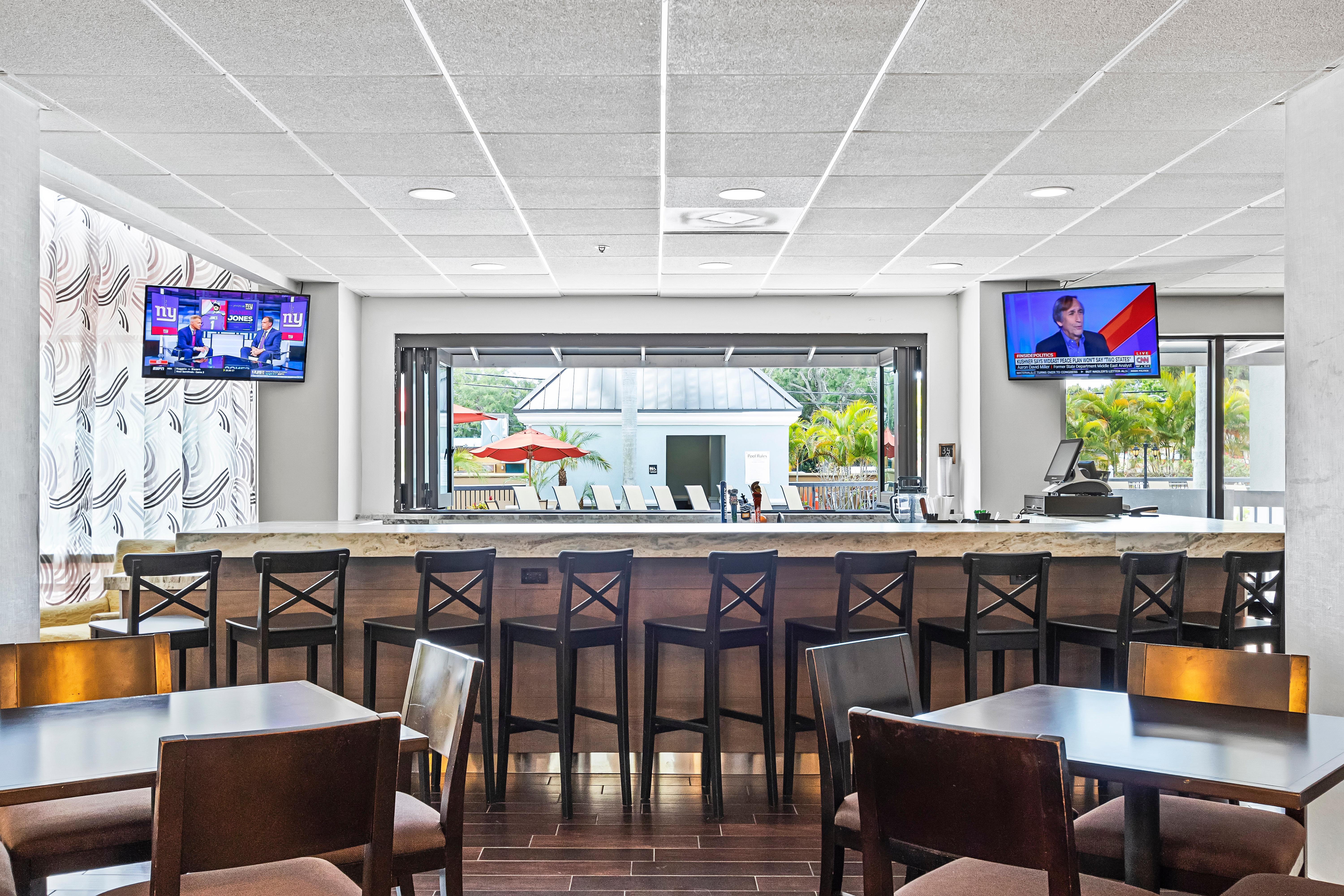 Holiday Inn - St. Petersburg West By Ihg Zewnętrze zdjęcie