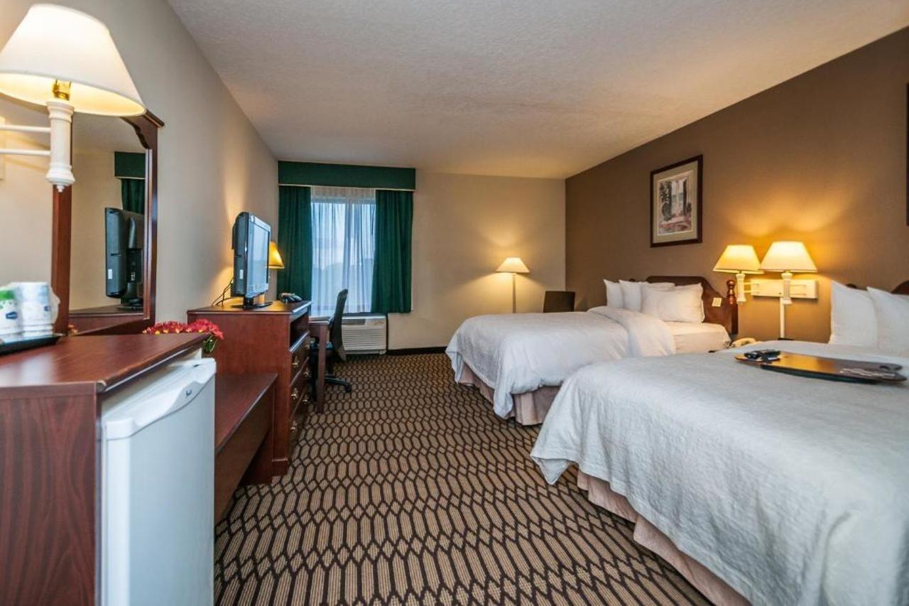 Holiday Inn - St. Petersburg West By Ihg Zewnętrze zdjęcie