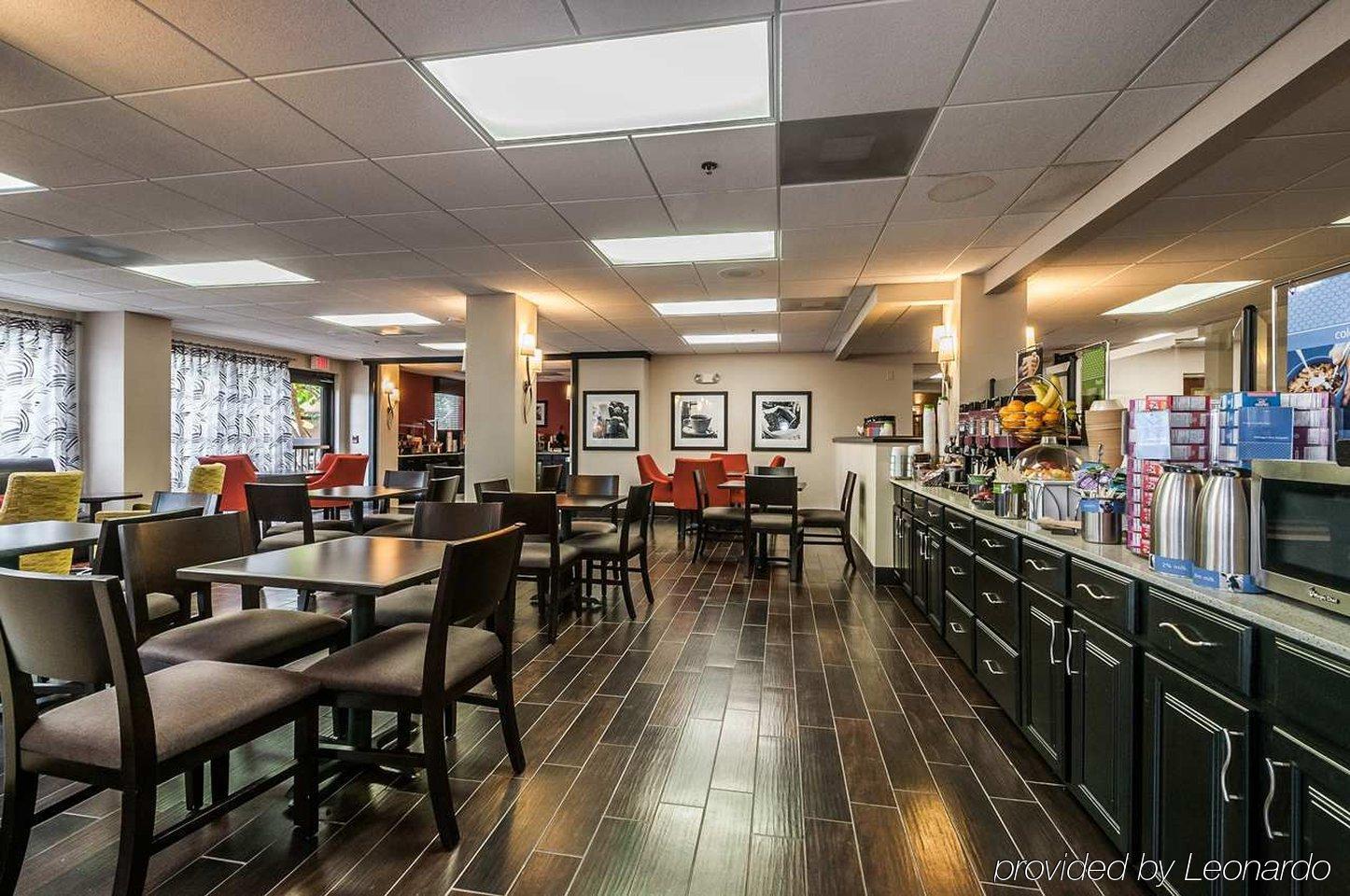 Holiday Inn - St. Petersburg West By Ihg Zewnętrze zdjęcie