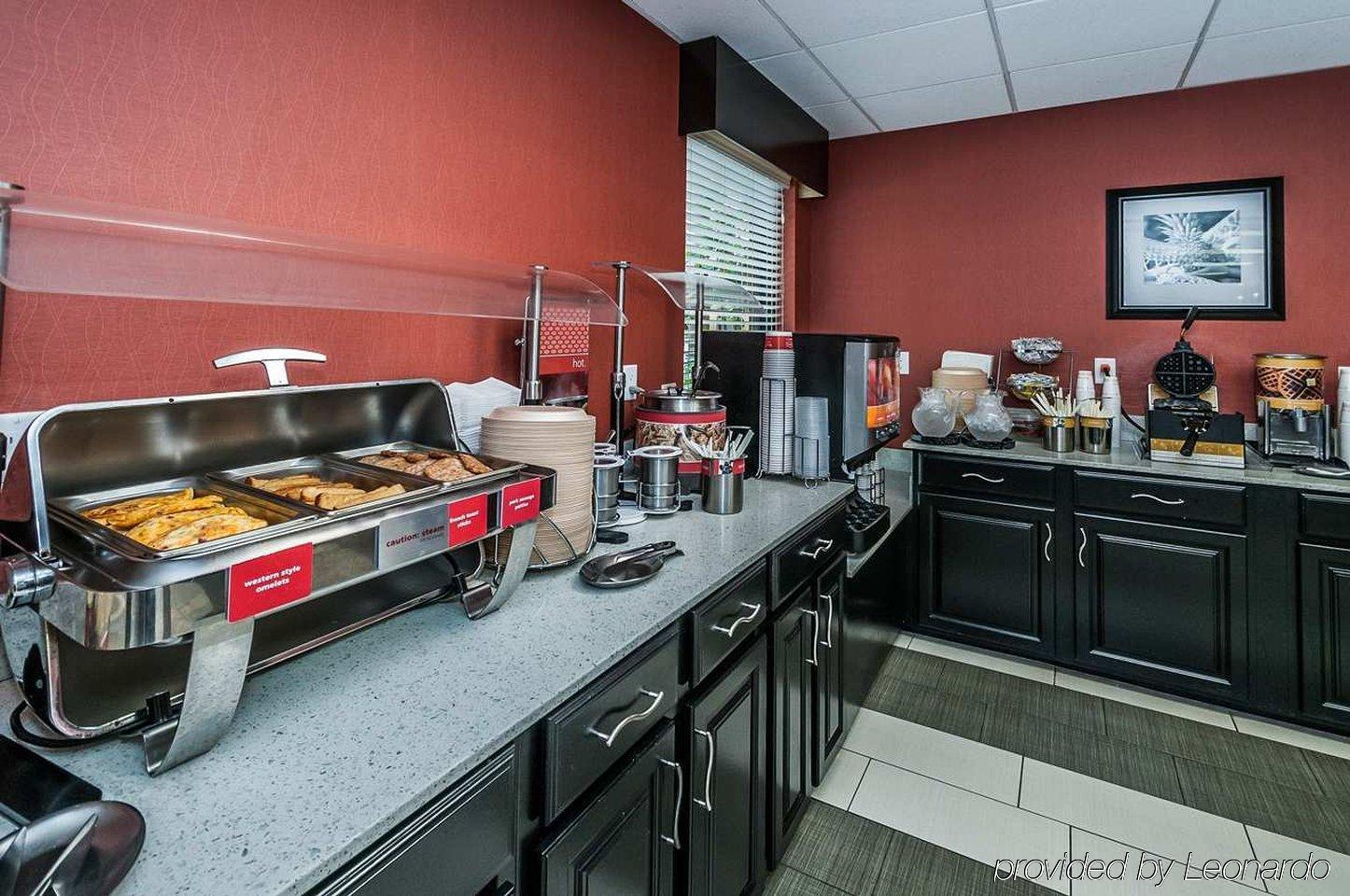 Holiday Inn - St. Petersburg West By Ihg Zewnętrze zdjęcie