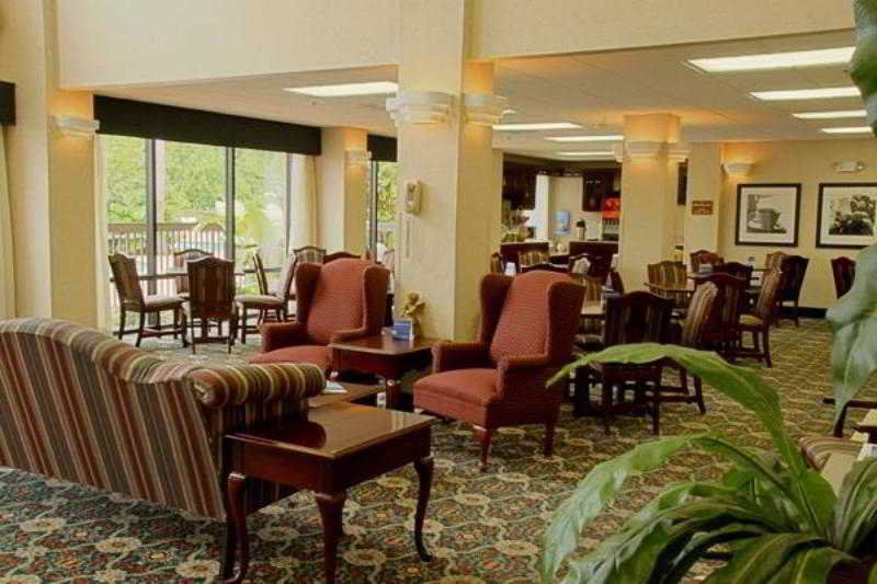 Holiday Inn - St. Petersburg West By Ihg Zewnętrze zdjęcie
